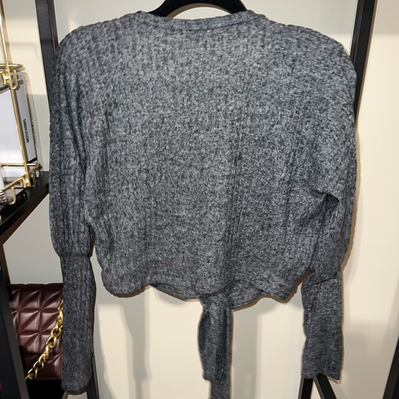 Fashion nova Open Front Wrap Sweater Cardigan size medium - charcoal color - Picture 3 of 4